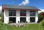 Beim nächsten Passivhaus-Abend geht es um Gemeinsamkeiten und Unterschiede zwischen einem Passivhaus wie hier im bayerischen Sauerlach und einem Effizienzhaus. © Anton Pfefferseder